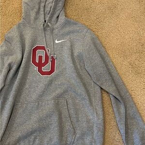Nike OU Hoodie Size Medium